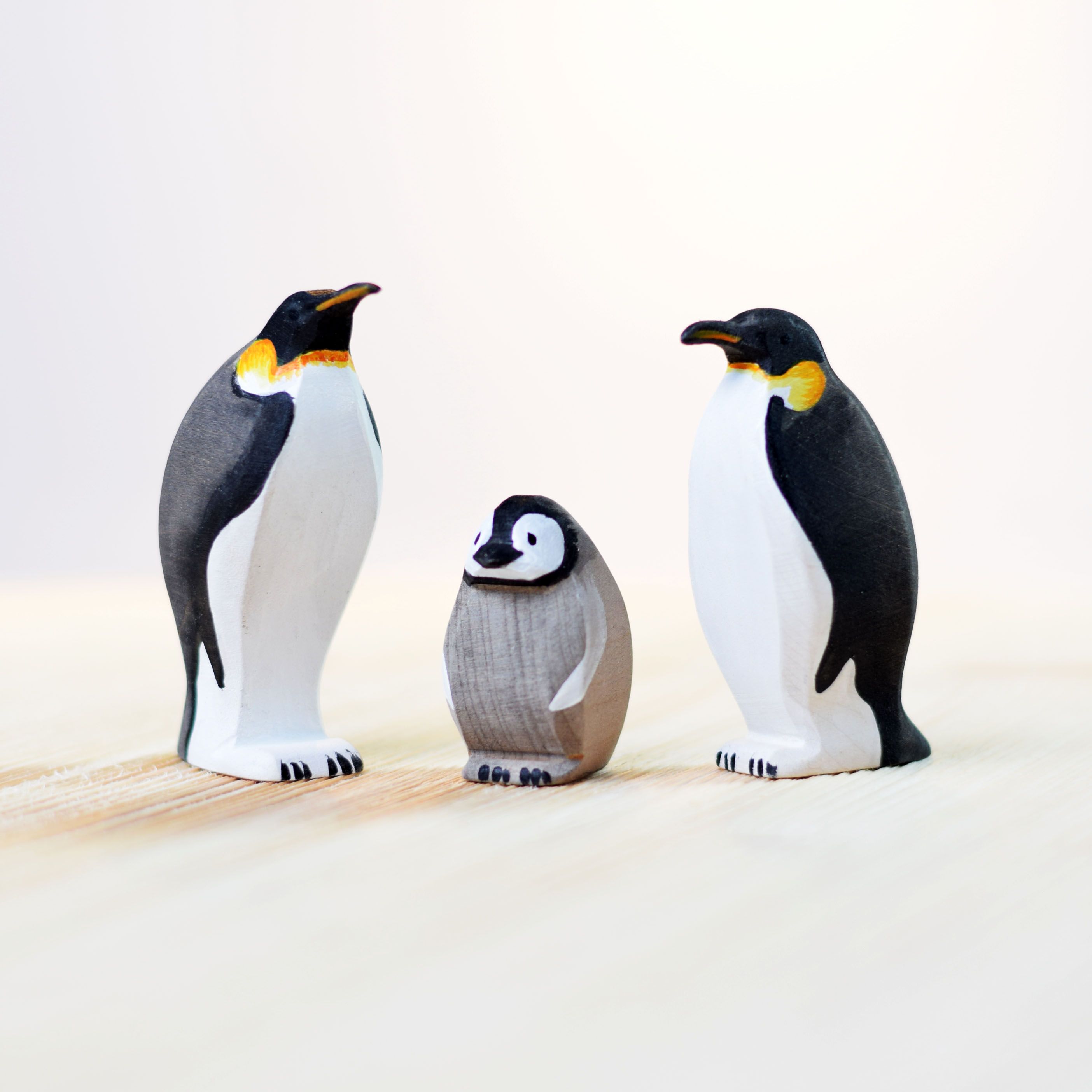 kraam wees gegroet motto Bumbu toys 2043 - Houten handgemaakte pinguin set (3 pinguins)
